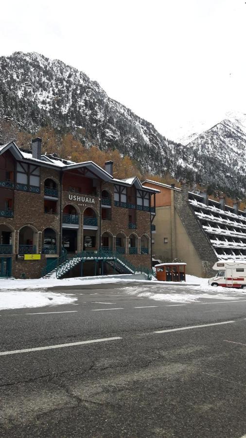 Comfortable Studio With Mountain View In Arinsal 40 M² + Ski Storage Buitenkant foto